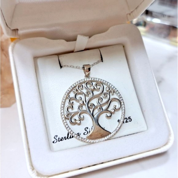 Tree of Life & CZ Sterling Silver Pendant & 18" Chain - Picture 3 of 8